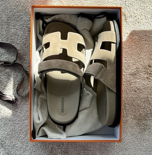 HERMES CHYPRE SANDALS(BROWN)