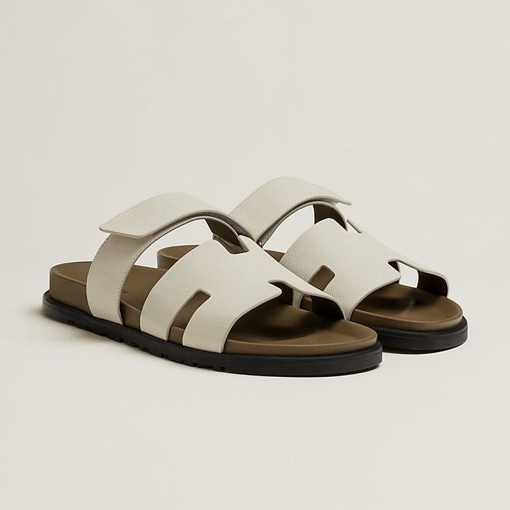 HERMES CHYPRE SANDALS ( WHITE)